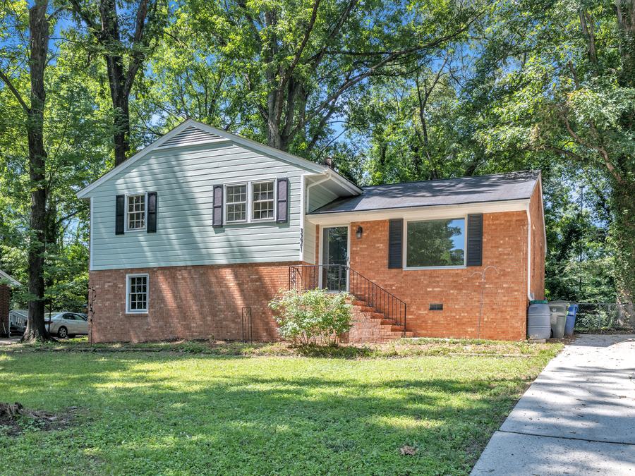 3221 Ward Road in Raleigh, sold by Jennifer Cain